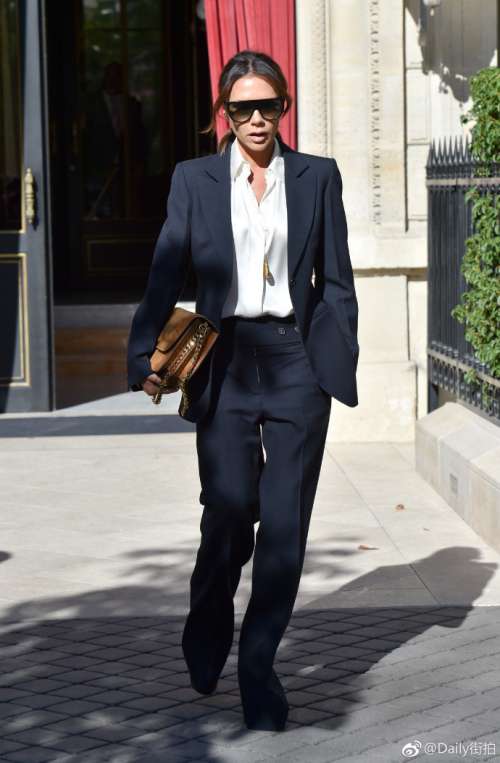 The Importance of Practicing Self-Love When You&rsquo;re Newly Single